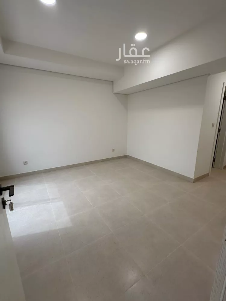فيلا للإيجار في شارع 000, حي مطار الملك خالد الدولي, مدينة الرياض, منطقة الرياض صورة 2