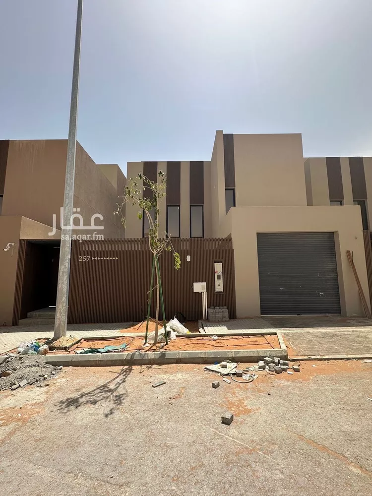 فيلا للبيع في شارع 999, حي مطار الملك خالد الدولي, مدينة الرياض, منطقة الرياض