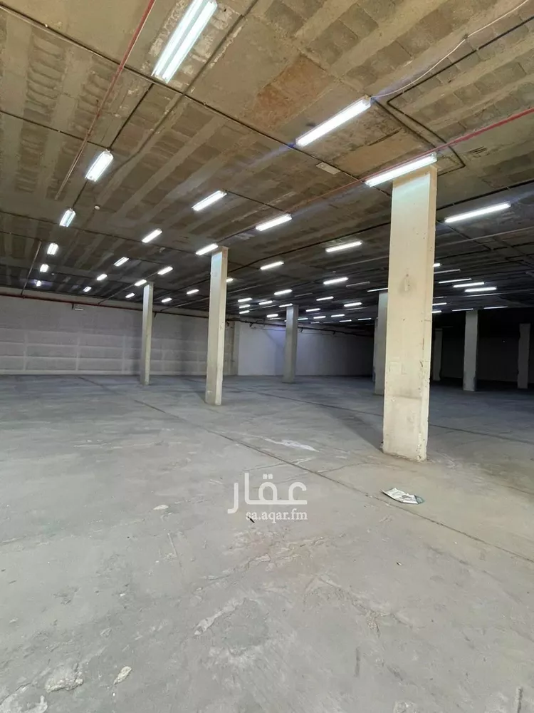 مستودع للبيع في شارع الامير محمد ابن عبدالرحمان بن عبدالعزيز, حي السلي, مدينة الرياض, منطقة الرياض صورة 4