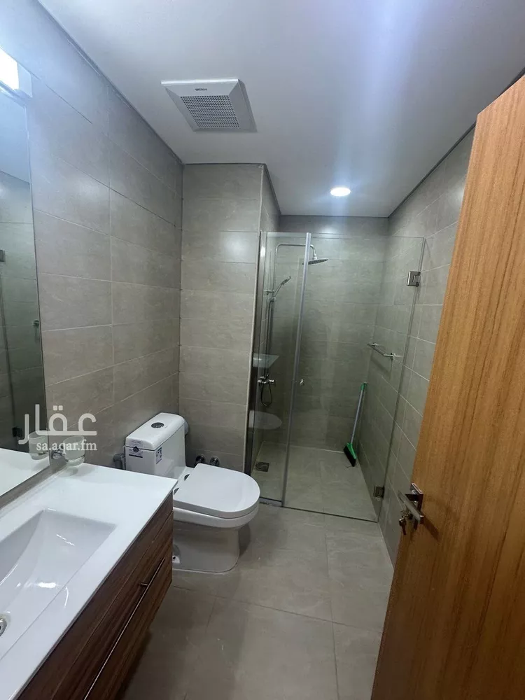 فيلا للإيجار في شارع جبل الحبشي, حي مطار الملك خالد الدولي, مدينة الرياض, منطقة الرياض صورة 4