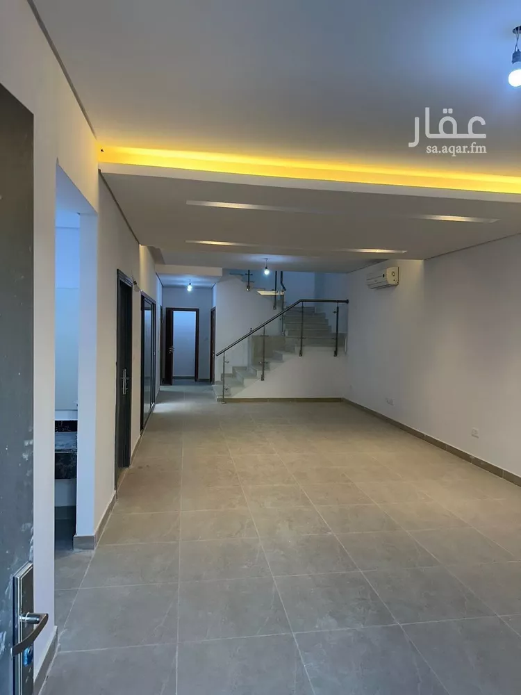 فيلا للإيجار في شارع رزاح بن عدي, حي مطار الملك خالد الدولي, مدينة الرياض, منطقة الرياض صورة 4
