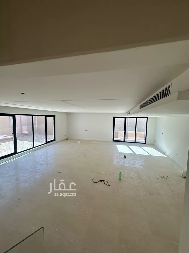 فيلا للإيجار في شارع 888, حي مطار الملك خالد الدولي, مدينة الرياض, منطقة الرياض صورة 2