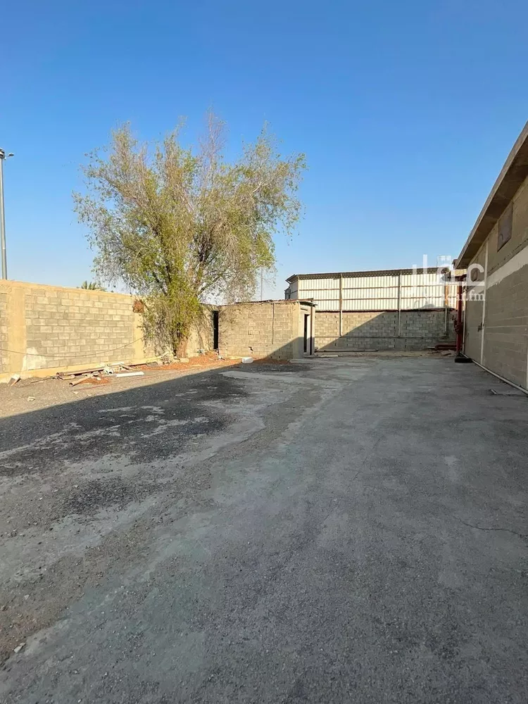 مستودع للبيع في شارع الامير محمد ابن عبدالرحمان بن عبدالعزيز, حي السلي, مدينة الرياض, منطقة الرياض 6