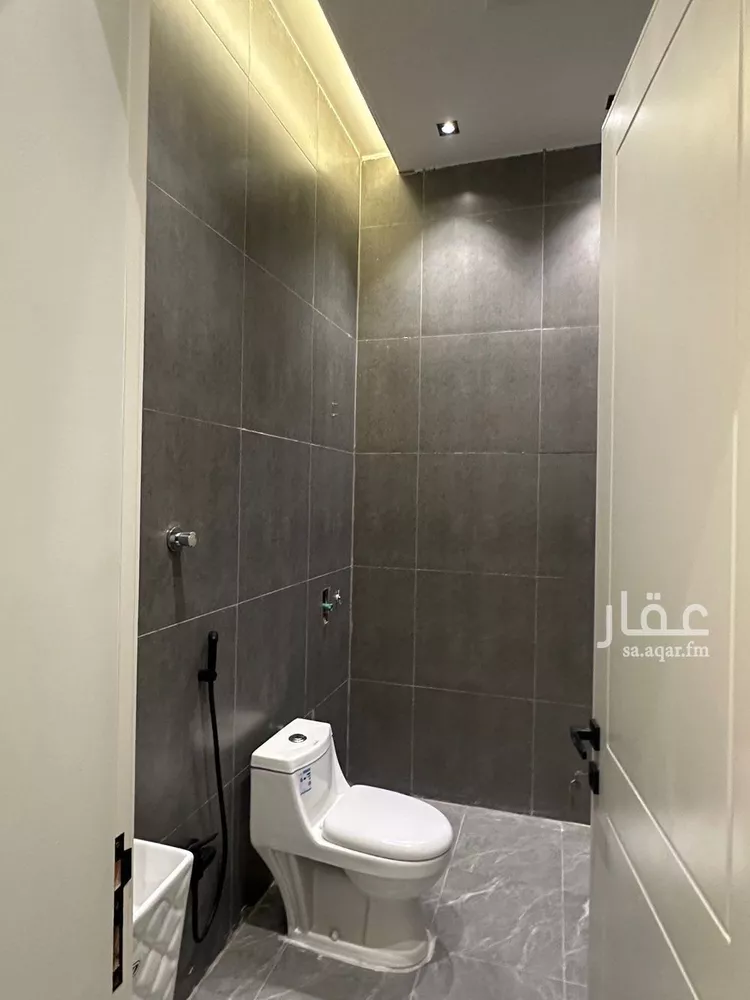 دور للبيع في شارع فضيلة السيد محمد شكري, حي النرجس, مدينة الرياض, منطقة الرياض صورة 3