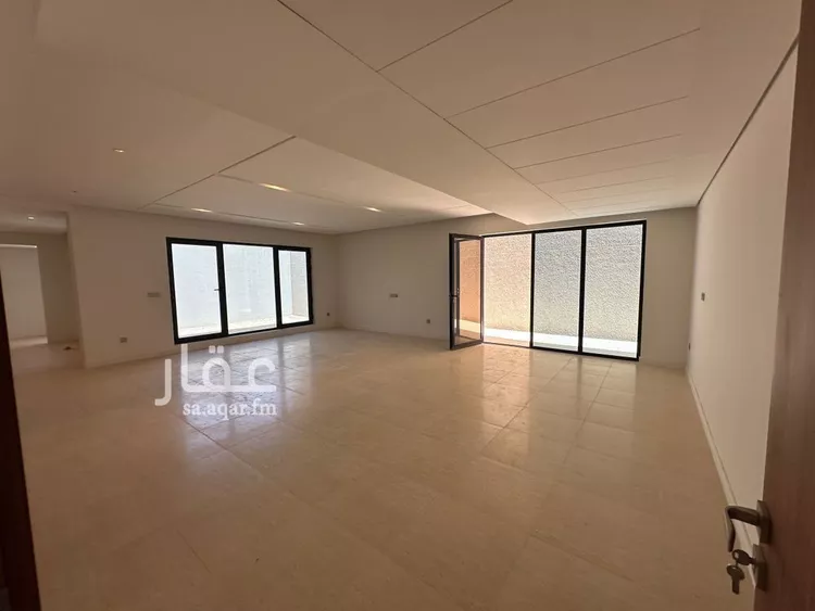 فيلا للبيع في شارع 999, حي مطار الملك خالد الدولي, مدينة الرياض, منطقة الرياض صورة 5