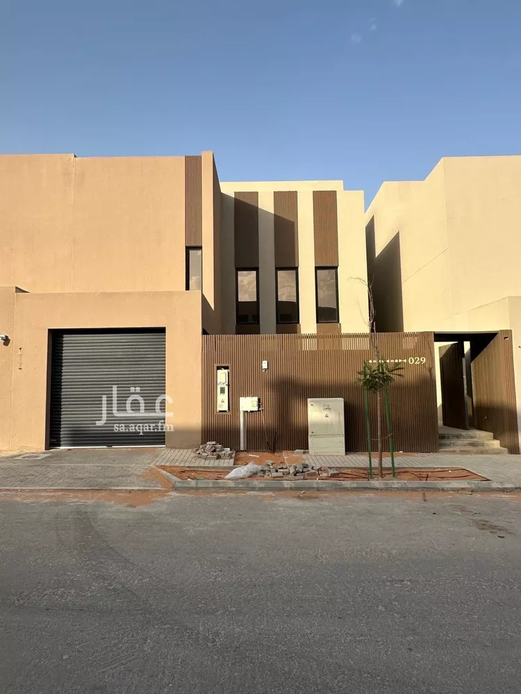فيلا للإيجار في شارع 011, حي مطار الملك خالد الدولي, مدينة الرياض, منطقة الرياض