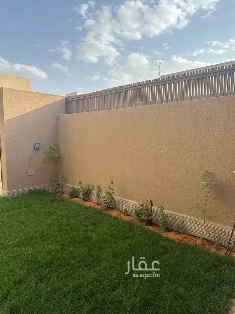 فيلا للإيجار في شارع 011, حي مطار الملك خالد الدولي, مدينة الرياض, منطقة الرياض 13