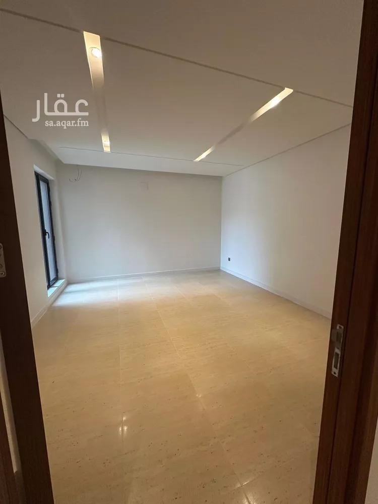 فيلا للإيجار في شارع 305, حي مطار الملك خالد الدولي, مدينة الرياض, منطقة الرياض صورة 4