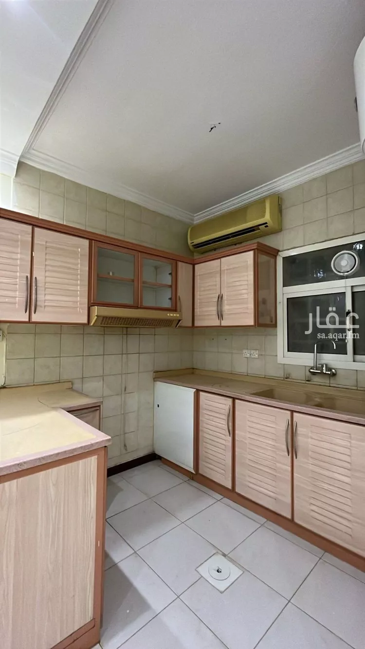 شقة للإيجار في شارع رؤية بن العجاج, حي الوزارات, مدينة الرياض, منطقة الرياض صورة 2