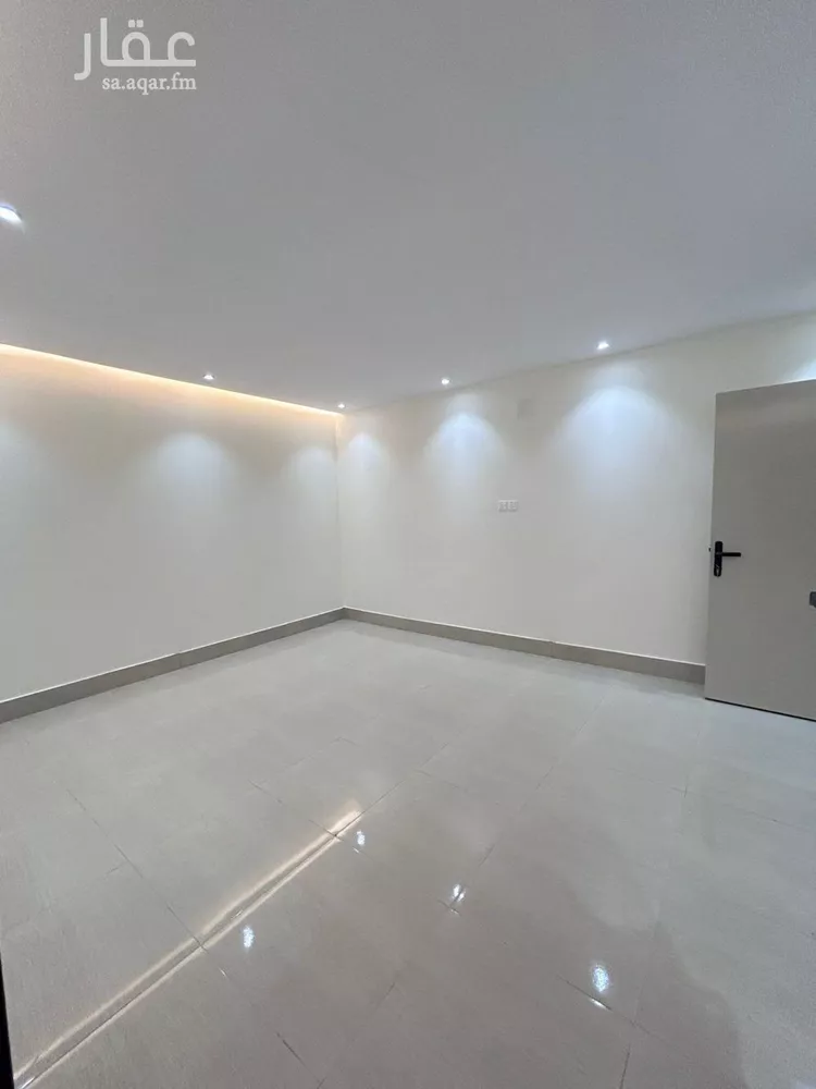 شقة للإيجار في شارع ناصر الحصام, حي المروة, مدينة الرياض, منطقة الرياض 6