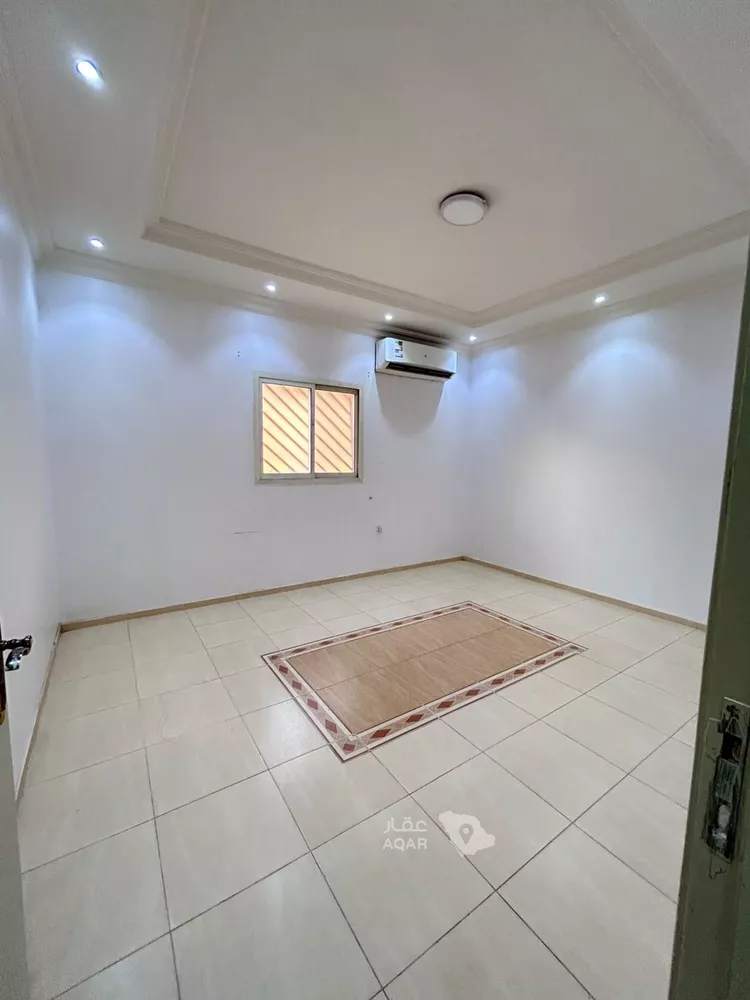 شقة للإيجار في شارع محمود غنيم, حي الوزارات, مدينة الرياض, منطقة الرياض 5