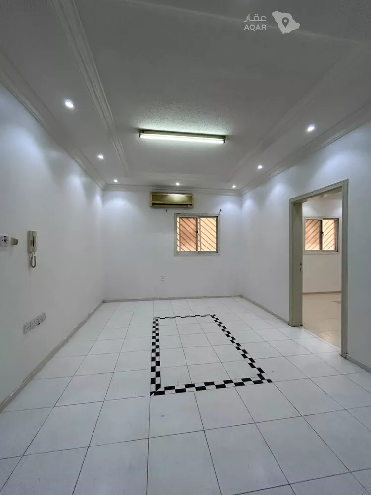 شقة للإيجار في شارع محمود غنيم, حي الوزارات, مدينة الرياض, منطقة الرياض 12