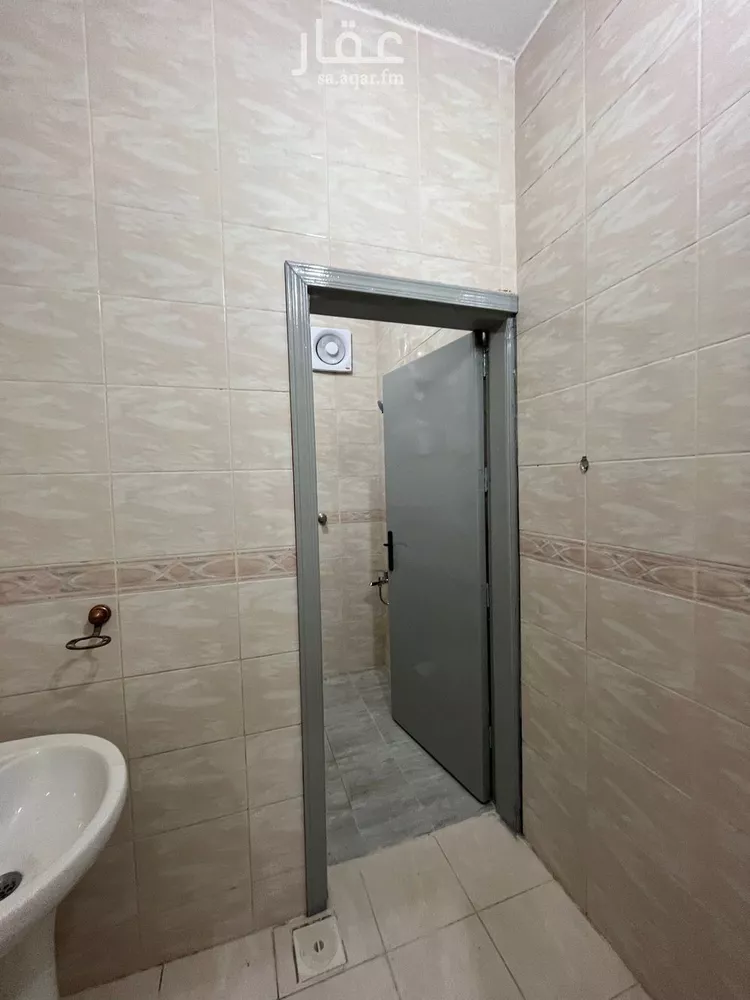 شقة للإيجار في شارع الرائد, حي بدر, مدينة الرياض, منطقة الرياض صورة 2