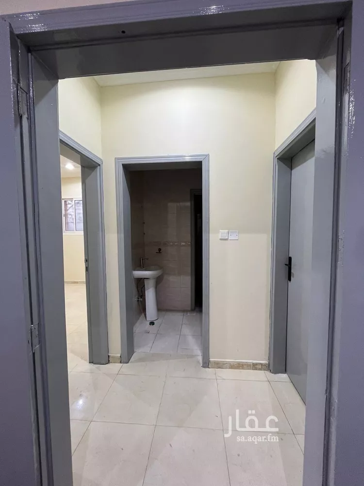 شقة للإيجار في شارع الرائد, حي بدر, مدينة الرياض, منطقة الرياض 8