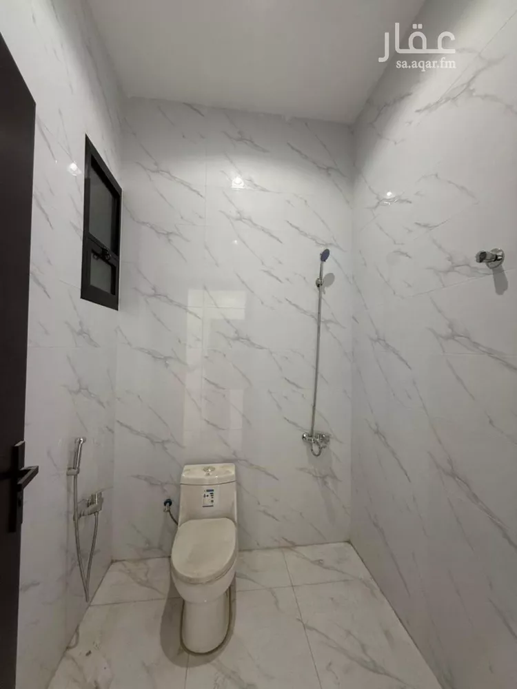 Floor for Sale in Riyadh Ash Shifa 15