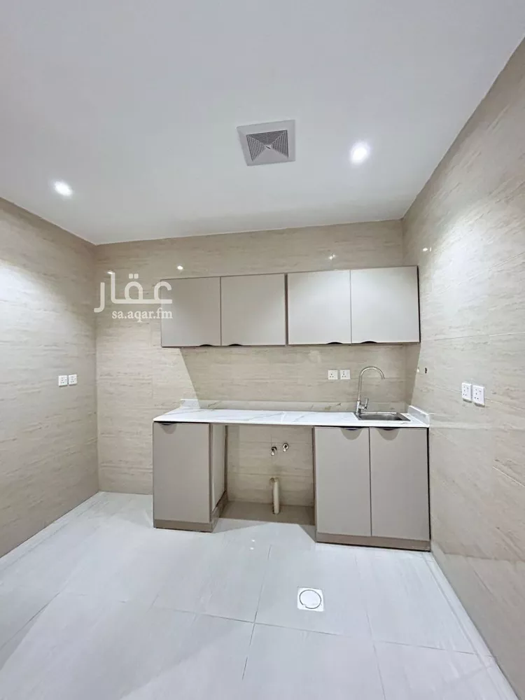 شقة للإيجار في شارع ناصر الحصام, حي المروة, مدينة الرياض, منطقة الرياض 7