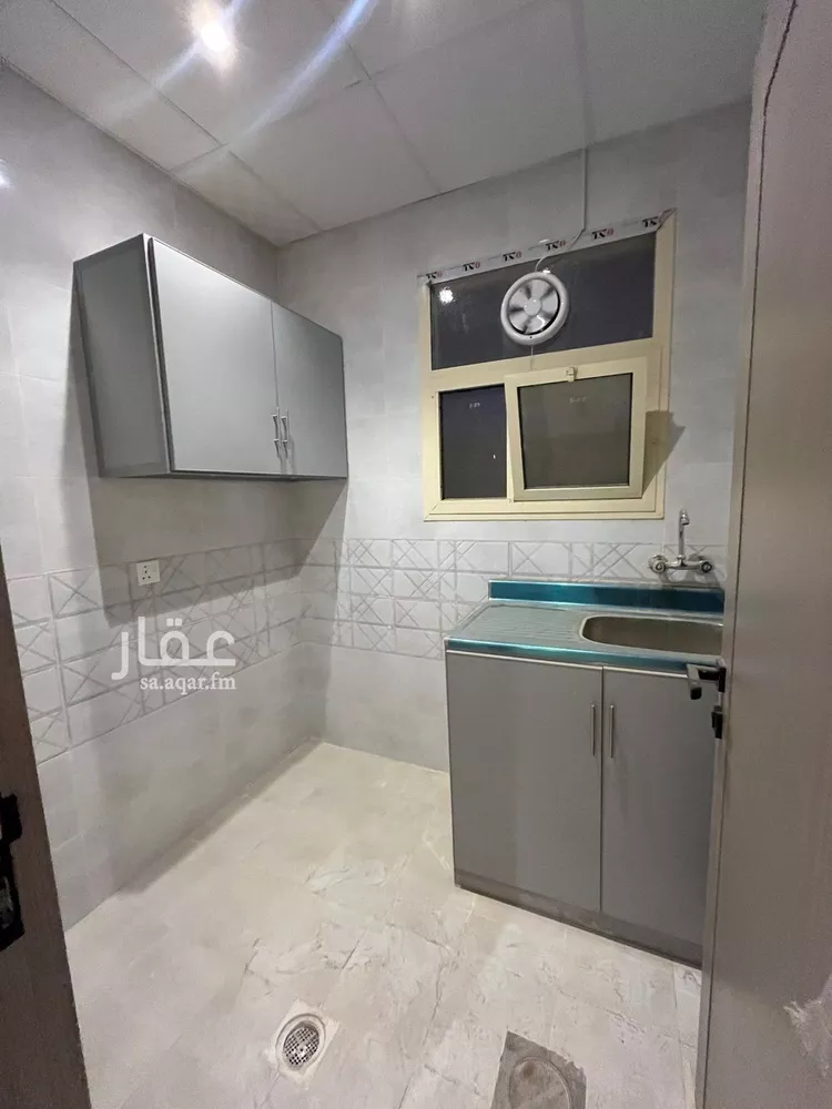 شقة للإيجار في شارع ابي تمام, حي الشفاء, مدينة الرياض, منطقة الرياض صورة 5