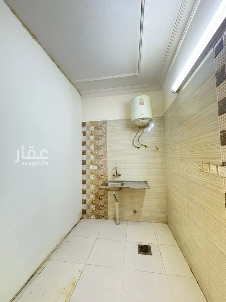 شقة للإيجار في شارع الحسين بن على, حي الإزدهار, مدينة الرياض, منطقة الرياض 8