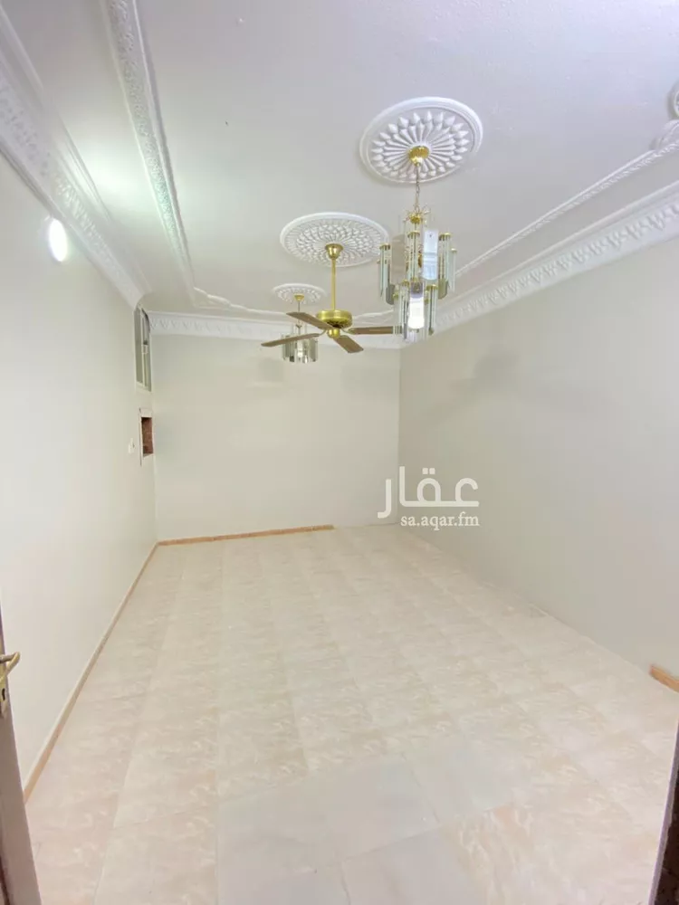 شقة للإيجار في شارع قس بن ساعدة, حي الملك فيصل, مدينة الرياض, منطقة الرياض صورة 3