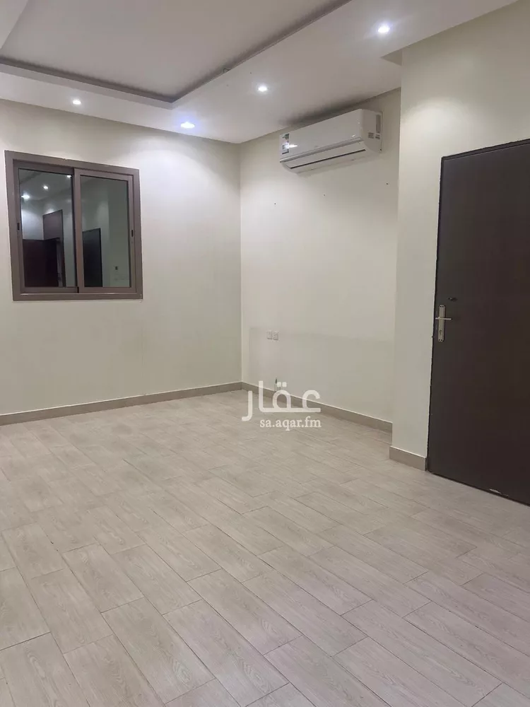 شقة للإيجار في شارع محمد الحراني, حي ظهرة لبن, مدينة الرياض, منطقة الرياض 7