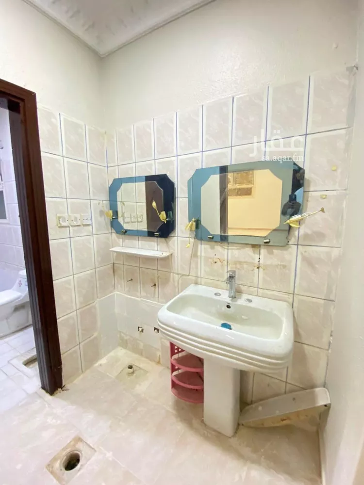 شقة للإيجار في شارع قس بن ساعدة, حي الملك فيصل, مدينة الرياض, منطقة الرياض 7