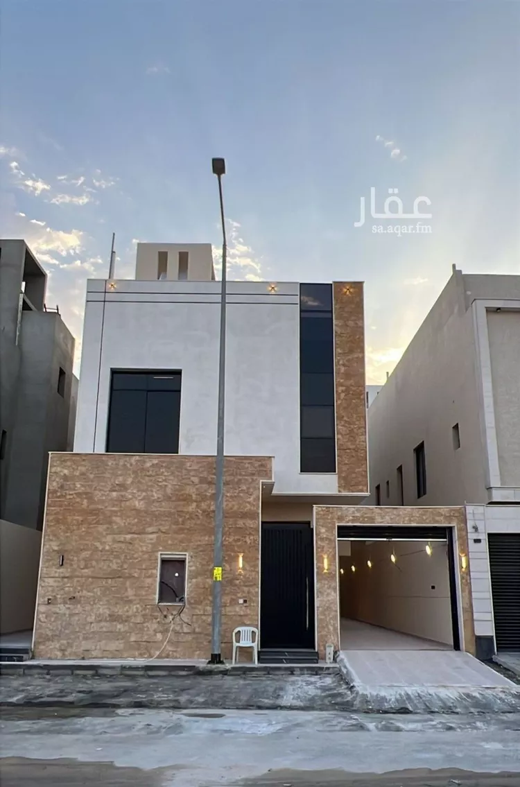 فيلا للبيع في شارع محمود بابلي, حي الرمال, مدينة الرياض, منطقة الرياض