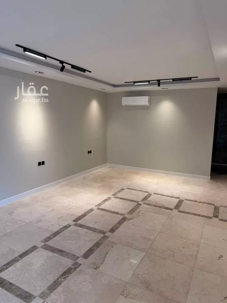 Commercial Office for Rent in Medina Bir Uthman