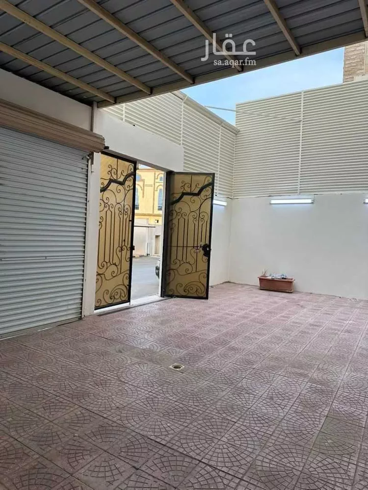 فيلا للبيع في شارع عبدالملك ابن الحسن, حي الحديقة, مدينة المدينة المنورة, منطقة المدينة المنورة 7