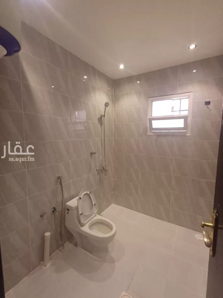 شقة للإيجار في شارع الملك عبدالعزيز ابن عبدالرحمن سعود ، حي الخالدية ، الدرعية ، الدرعية صورة 4