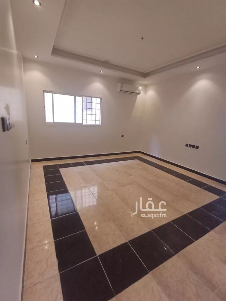 شقة للإيجار في شارع الملك عبدالعزيز ابن عبدالرحمن سعود ، حي الخالدية ، الدرعية ، الدرعية صورة 3