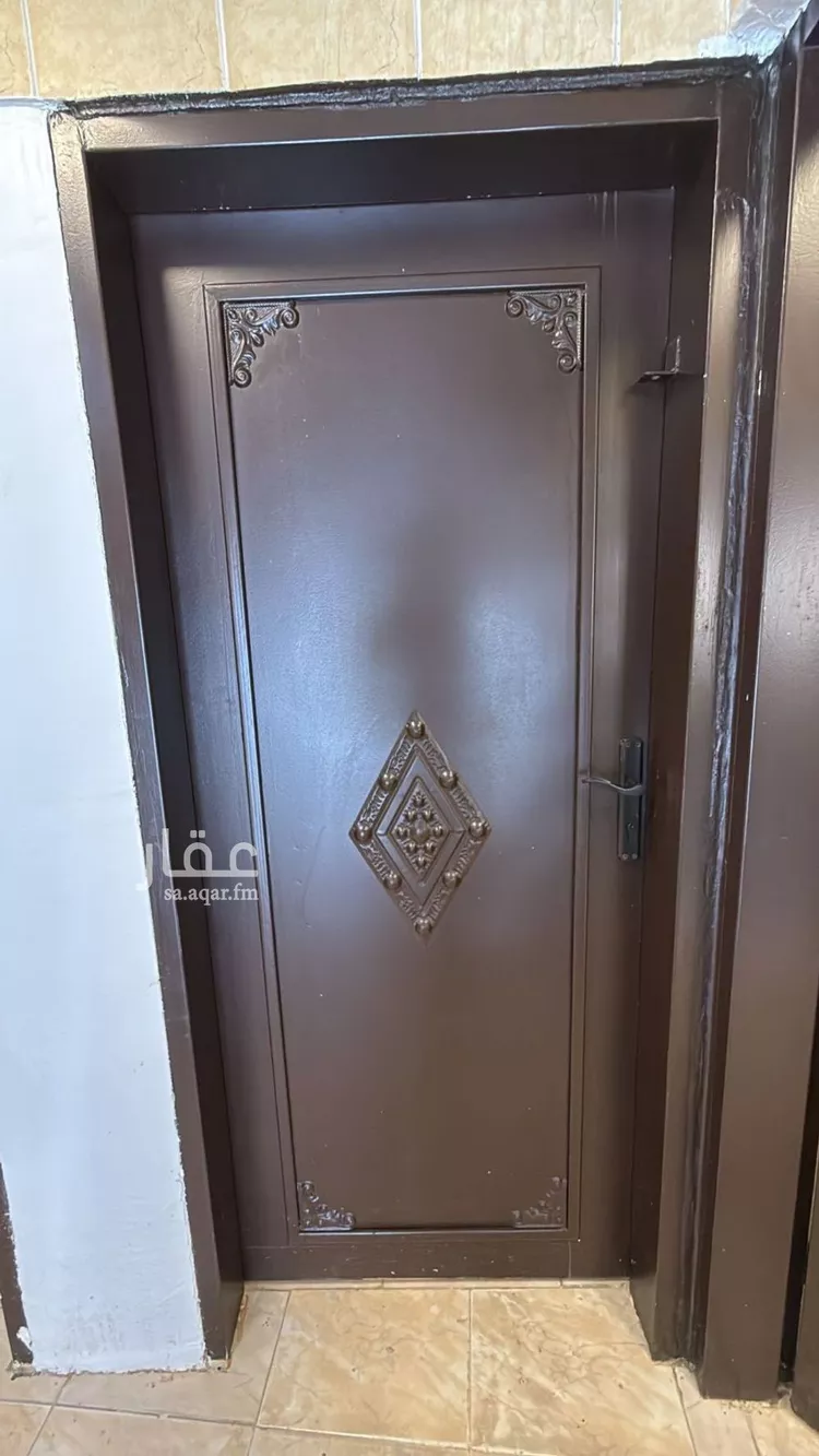 عمارة للإيجار في شارع الخادر, حي المرقب, مدينة الرياض, منطقة الرياض صورة 2