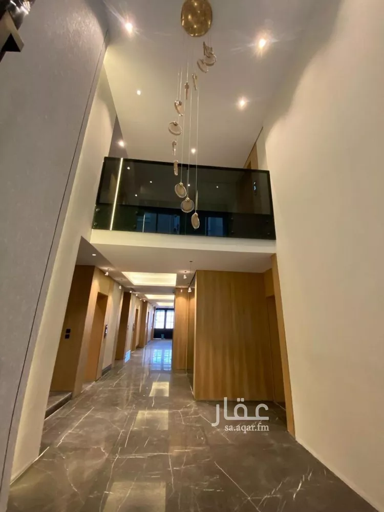 عمارة للبيع في شارع الصحراوي, حي الملز, مدينة الرياض, منطقة الرياض صورة 3