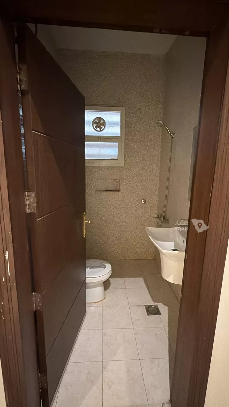 Floor for Rent in Riyadh Umm Al Hamam Al Gharbi 13