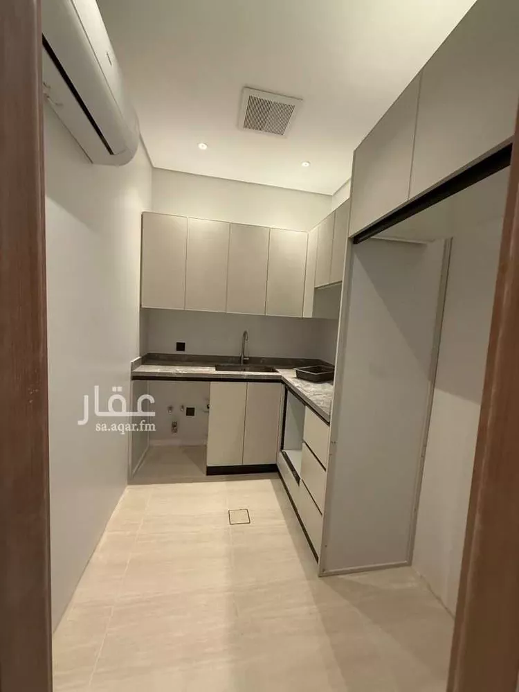 شقة للإيجار في شارع موسى بن نصير, حي العليا, مدينة الرياض, منطقة الرياض صورة 4