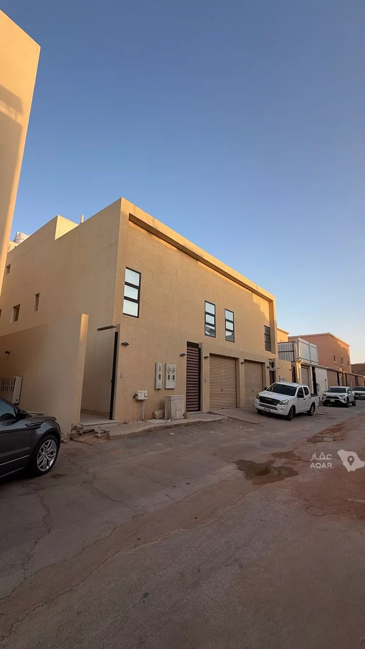 Floor for Rent in Riyadh Umm Al Hamam Al Gharbi