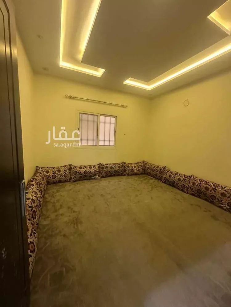 فيلا للإيجار في شارع عبدالعزيز بن رفيع, حي طويق, مدينة الرياض, منطقة الرياض