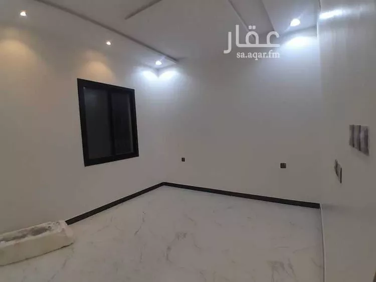 دور للبيع في شارع رقم 42, حي بدر, مدينة الرياض, منطقة الرياض صورة 3