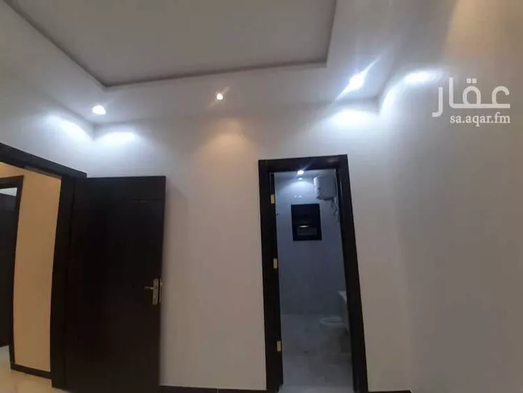 دور للبيع في شارع رقم 42, حي بدر, مدينة الرياض, منطقة الرياض 6