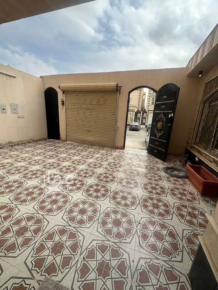 Villa for Sale in Riyadh Tuwaiq 6