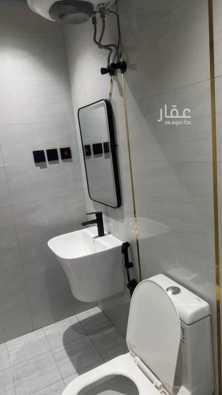 شقة للإيجار في شارع أحمد القيسي, حي الشرفية, مدينة الرياض, منطقة الرياض 6