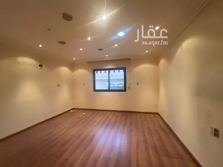 فيلا للبيع في شارع صفوان بن عمرو, حي غرناطة, مدينة الدمام, المنطقة الشرقية صورة 2