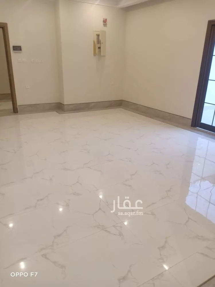شقة للإيجار في شارع القيصومة, حي الحمراء, مدينة الخبر, المنطقة الشرقية