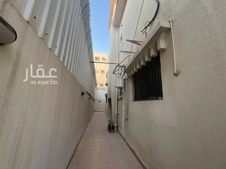 فيلا للبيع في شارع صفوان بن عمرو, حي غرناطة, مدينة الدمام, المنطقة الشرقية صورة 4