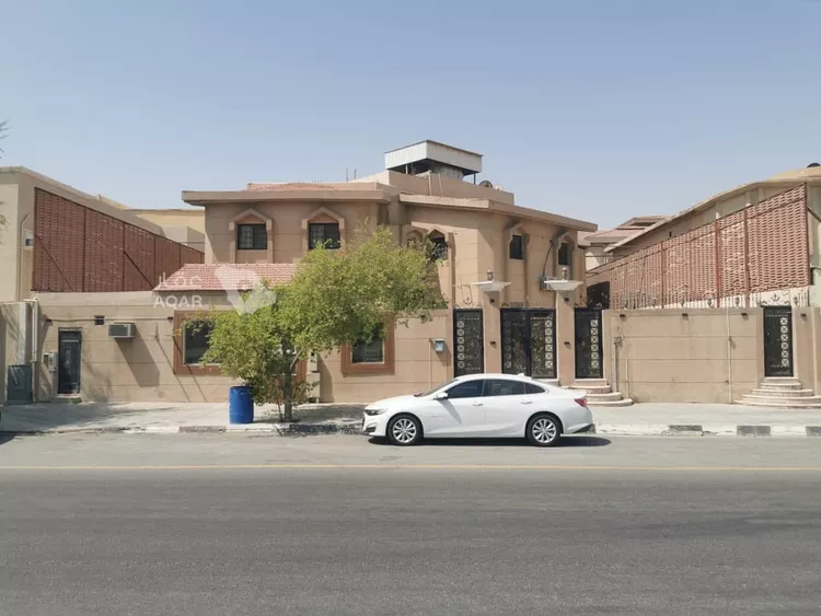 فيلا للبيع في شارع اوس بن ثابت, حي الدوحة الشمالية, مدينة الظهران, المنطقة الشرقية