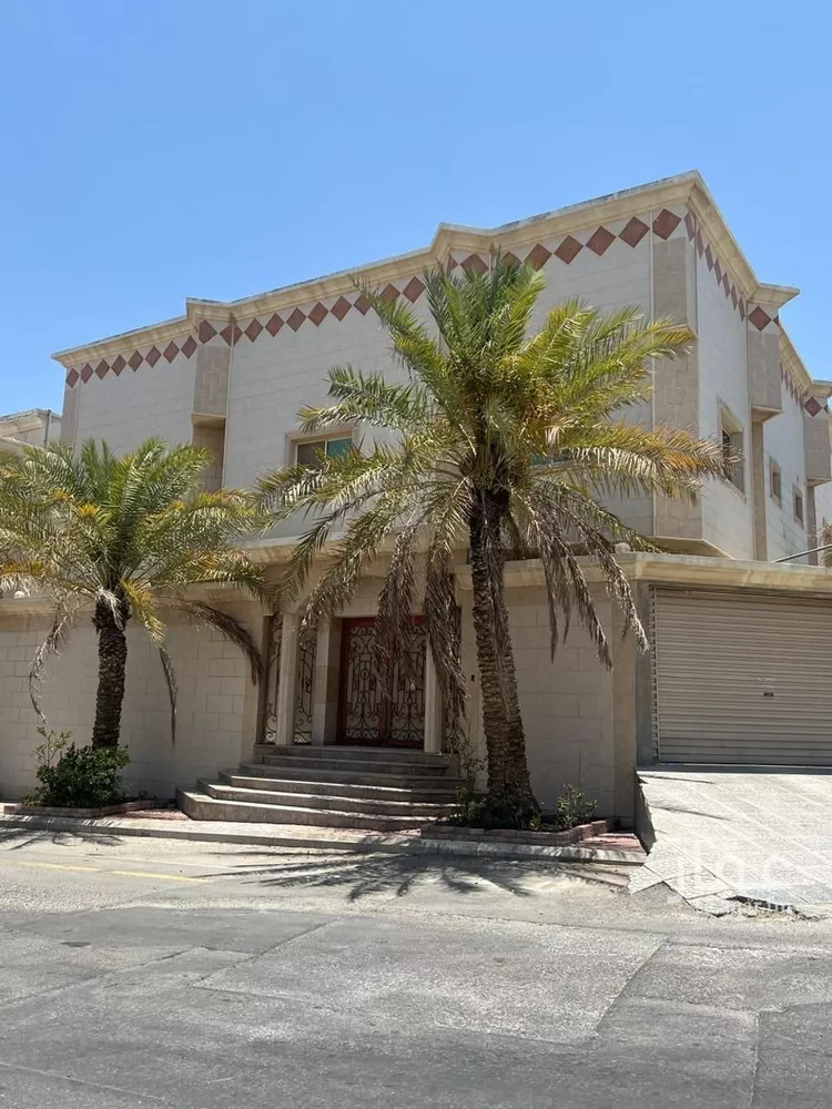 فيلا للبيع في شارع التألف, حي الجامعة, مدينة الظهران, المنطقة الشرقية صورة 3