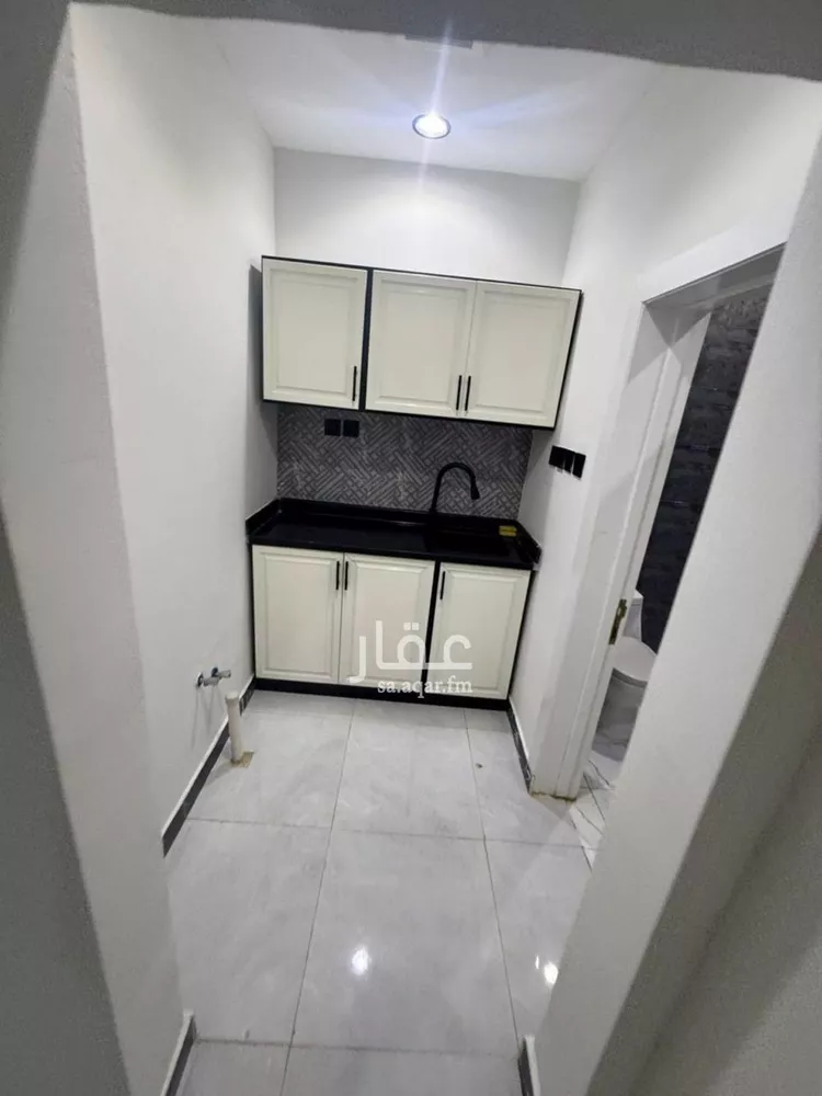 شقة للإيجار في شارع إبراهيم بن نغيمش, حي العقيق, مدينة الرياض, منطقة الرياض صورة 3