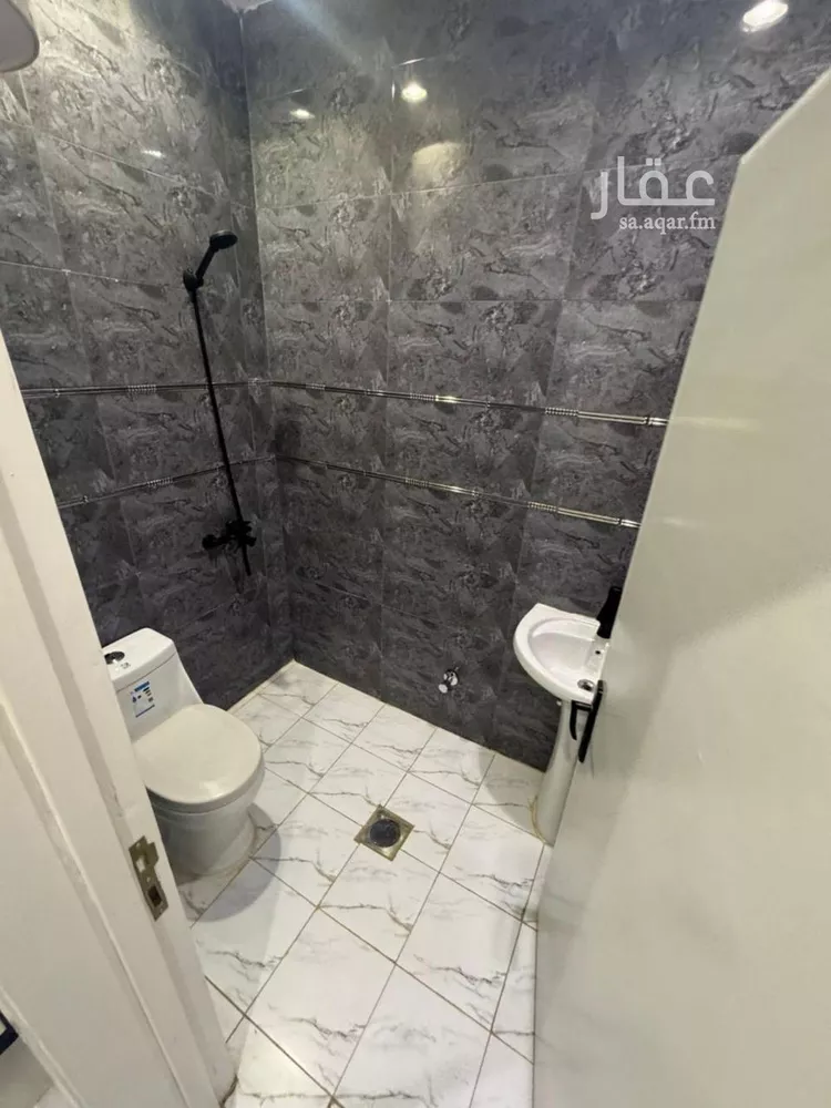 شقة للإيجار في شارع إبراهيم بن نغيمش, حي العقيق, مدينة الرياض, منطقة الرياض صورة 4