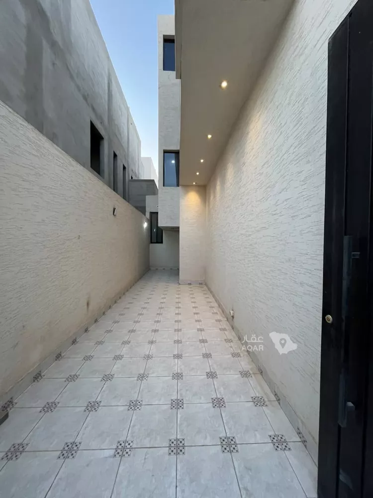 Floor for Sale in Riyadh Dirab صورة 3