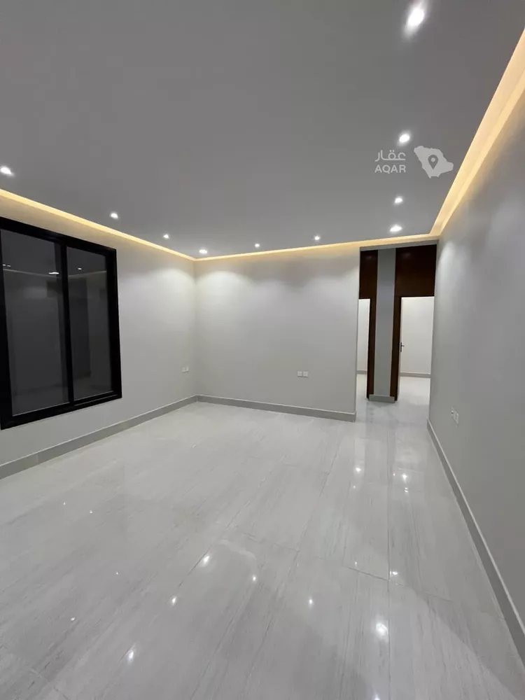 Floor for Sale in Riyadh Dirab 21