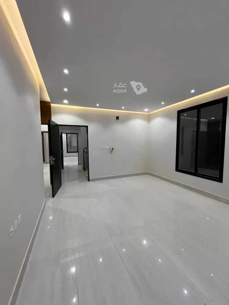 Floor for Sale in Riyadh Dirab 16